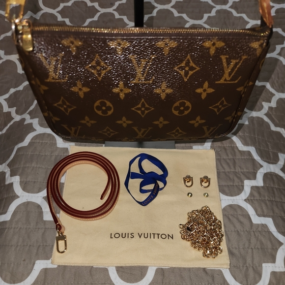 Louis Vuitton Pochette Accessories Purse DATE STAMPED AR0010 w/COA - Picture 3 of 16